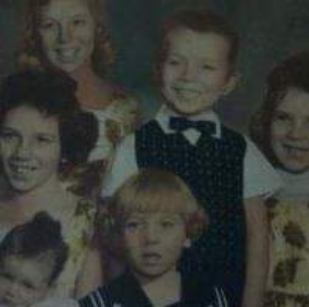 Meet your Posher, Holly